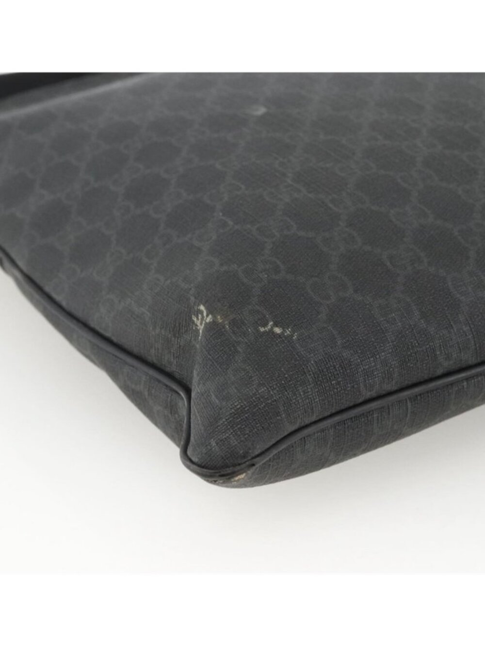 Authentic GUCCI GG Supreme Shoulder Bag PVC Black Silver 162904 - Picture 5 of 16